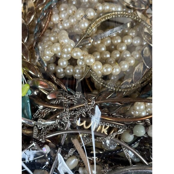 Mixed Craft Jewelry Lot 2lbs 12oz Vintage & Modern Bangles Necklaces Earrings - Picture 3 of 11